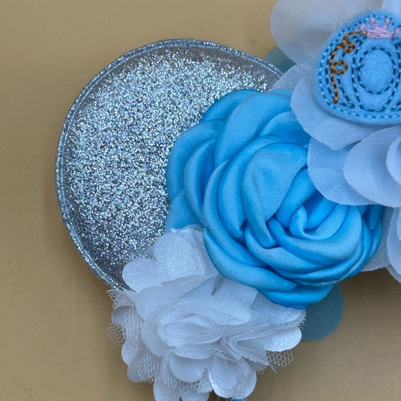 NWOT Cinderella mouse ears blue and silver sparkle with glass slipper - Picture 2 of 6